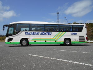 大型観光バス 外観2